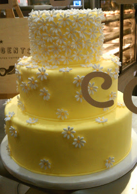 Informal Wedding Cakes