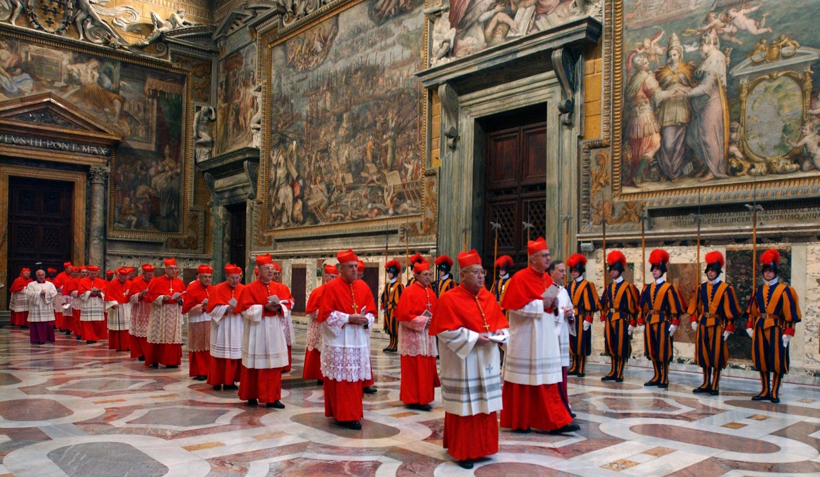 Barrete Preto História do Conclave