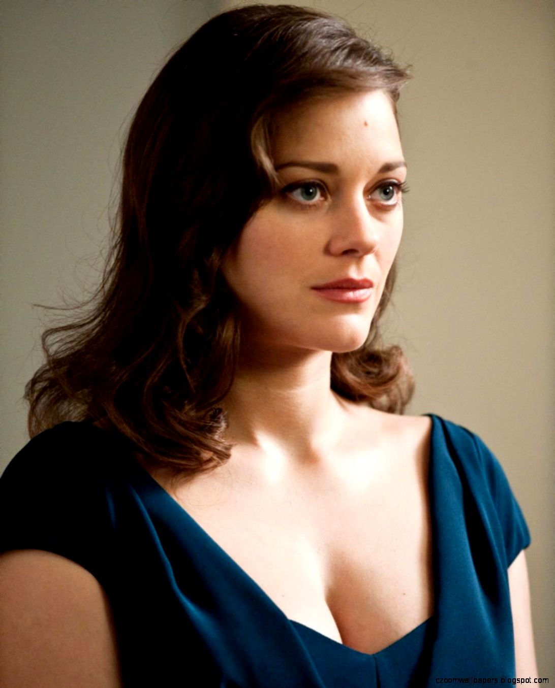 Marion Cotillard in The Dark Knight Rises Photos A sneak Marion Cotillard in The Dark Knight Rises Photos A sneak