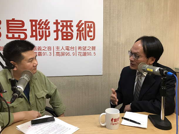 司法改革國是會議副執行長林峯正13日接受媒體訪問時表示,過去司法官都抱有本位主義,不太容易體察到民間的抱怨。 司法改革國是會議副執行長林峯正13日接受媒體訪問時表示,過去司法官都抱有本位主義,不太容易體察到民間的抱怨。