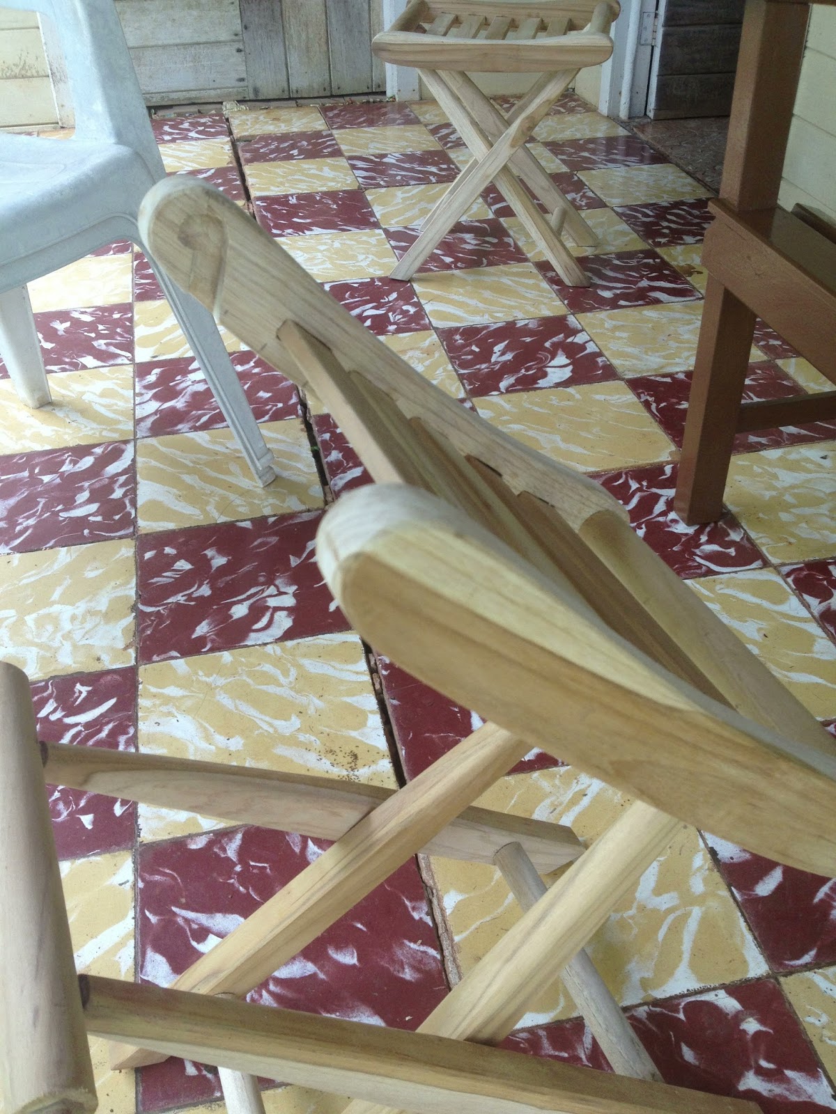 Costa Rica Invest Teak Furniture Manufacture at the Pavona Craft