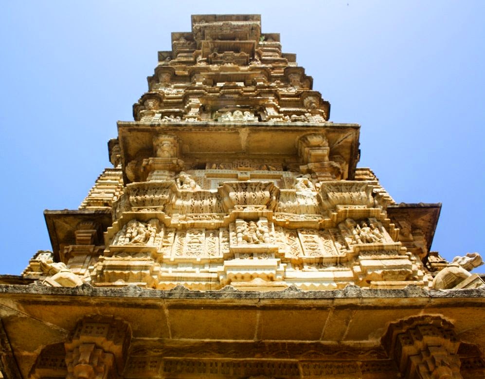 Tower of victory | Vijay Stambha - view from bottom