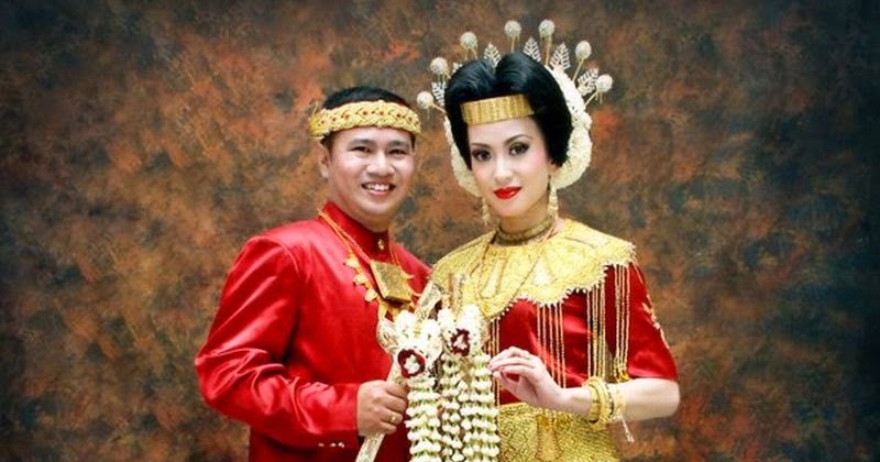 baju pengantin adat toraja modern