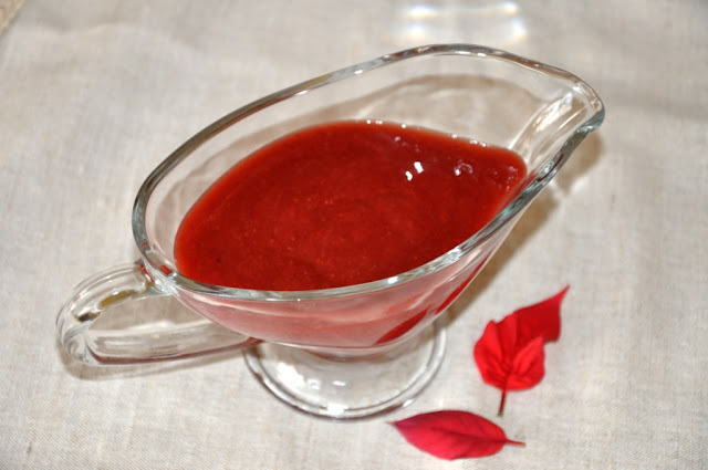 Strawberry Sauce Recipe by www.dish-away.com