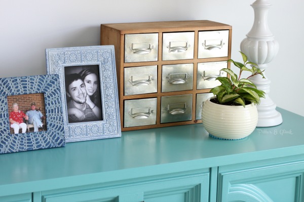 Creating a Gallery Wall with @Shutterfly's New Design-A-Wall Tool pitterandglink.com #ShutterflyDecor