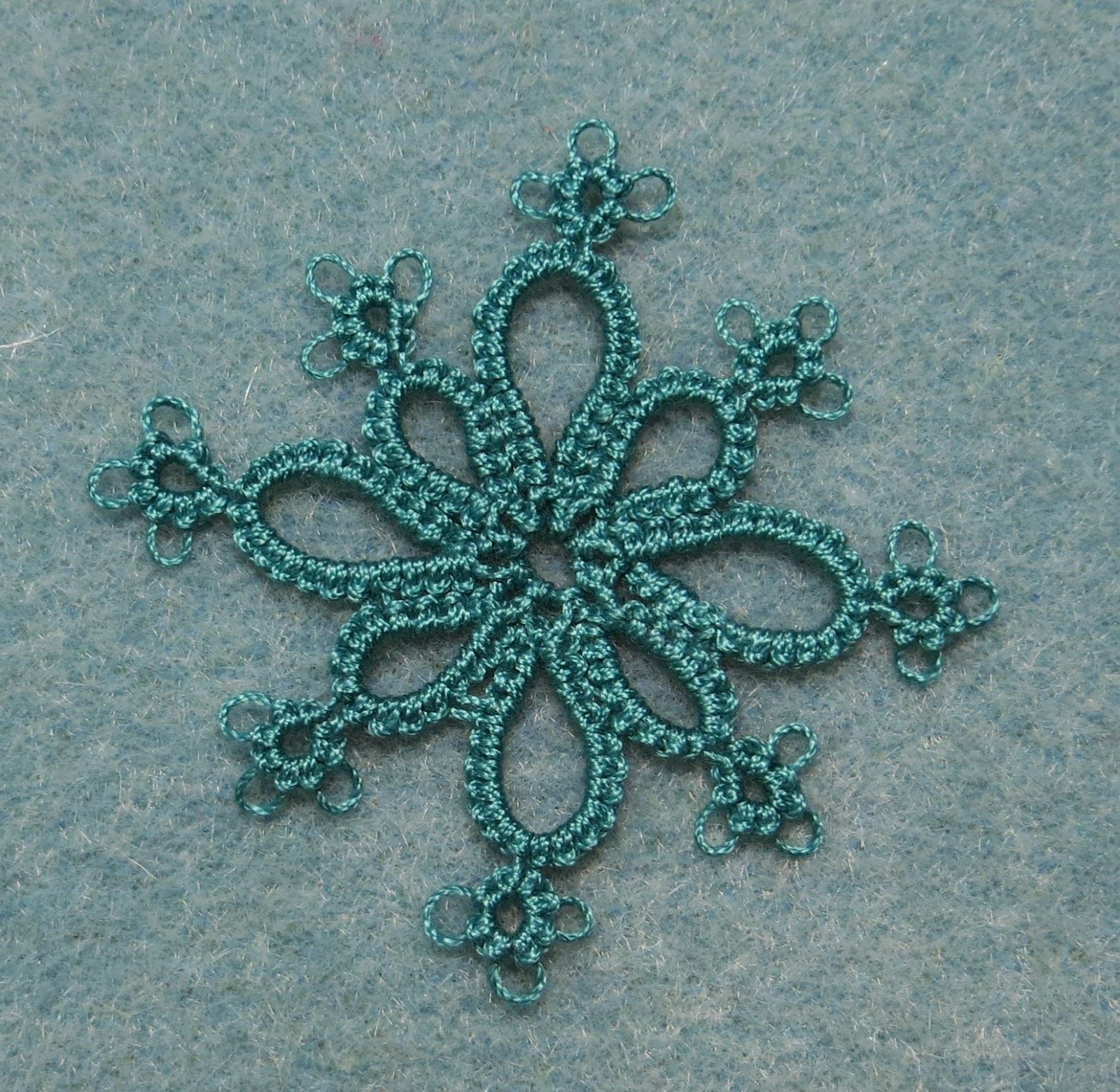 Stitches of Life II Tatted motif