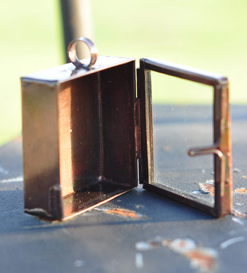 Carmi's Art/Life World HHH Shadow Box PendantLocket and GIVEAWAY