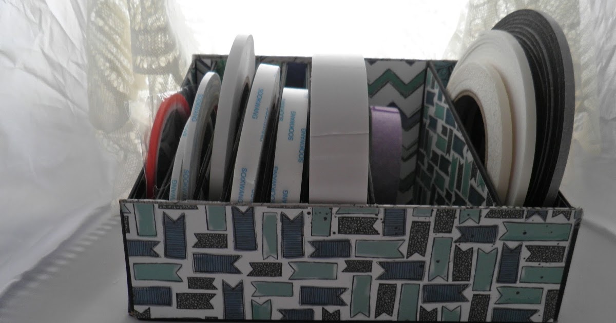 Scrapadabadoo E.S.S. (Essential Scrapbooking Supplies) By Margaret Ann