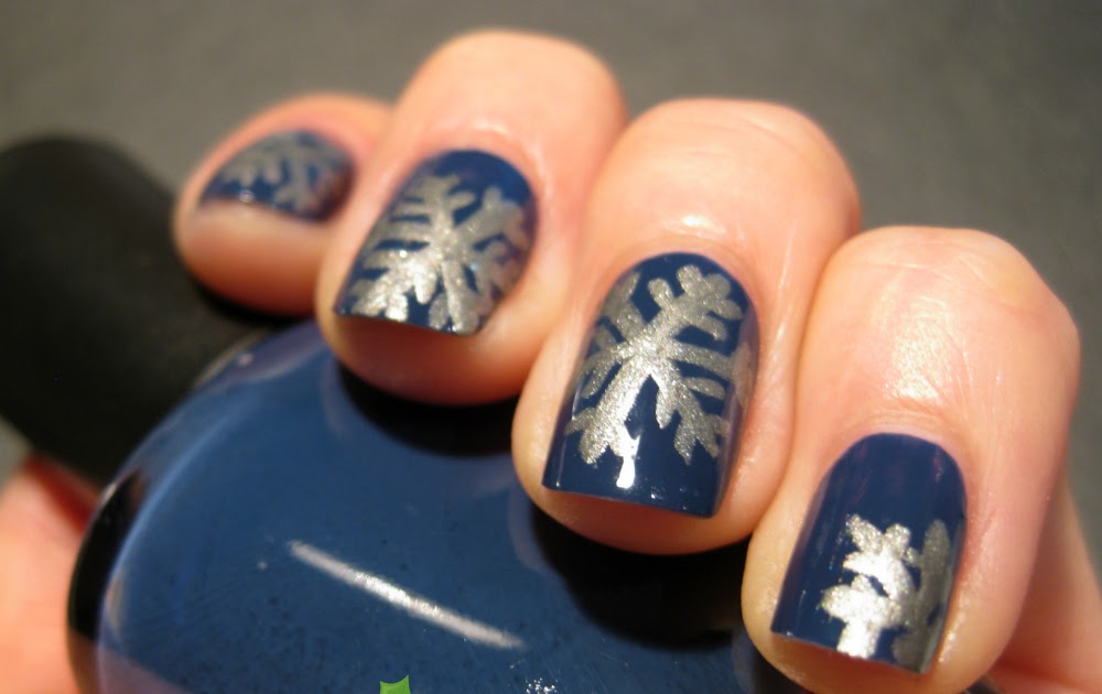 2. Miniature Snowflake Nail Charms - wide 5