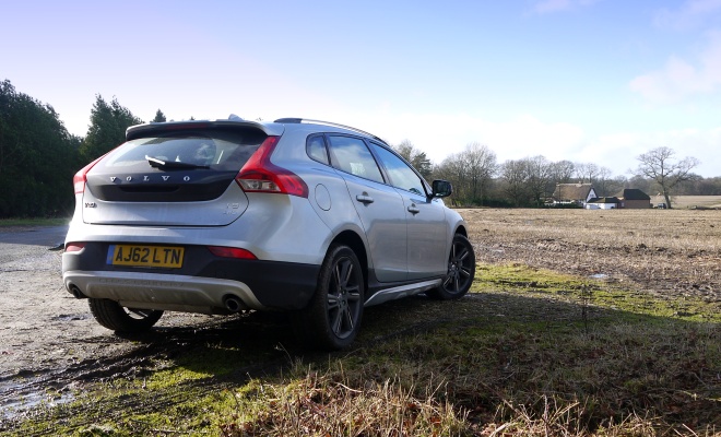 Volvo V40 Cross Country D2 (2013) review