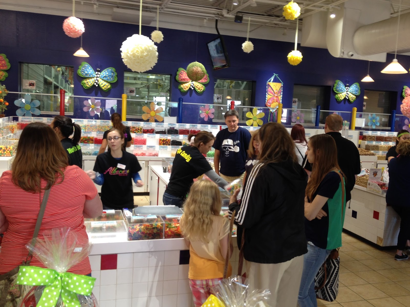 Albanese Candy Factory