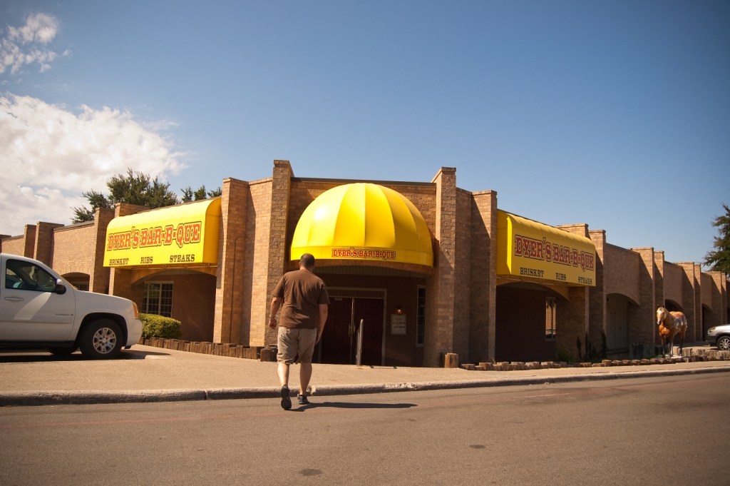 Dyer's BarBQue (Amarillo) Full Custom Gospel BBQ