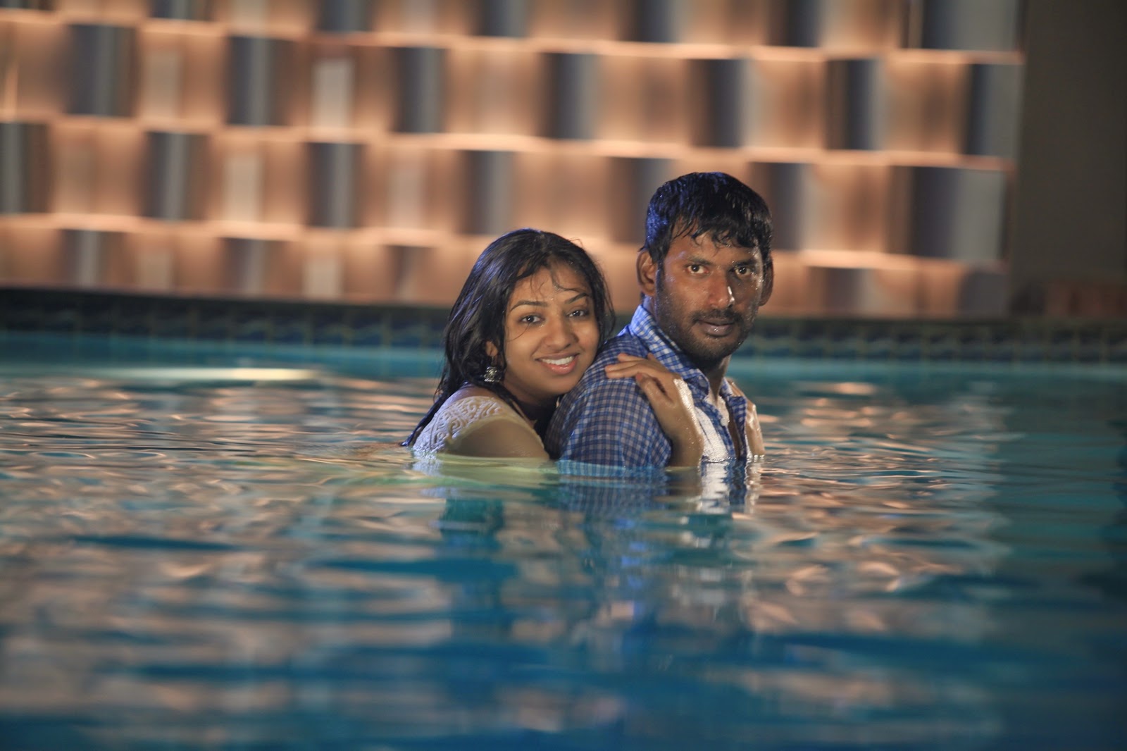 LG moviee: Naan Sigapu Manithan Latest Stills