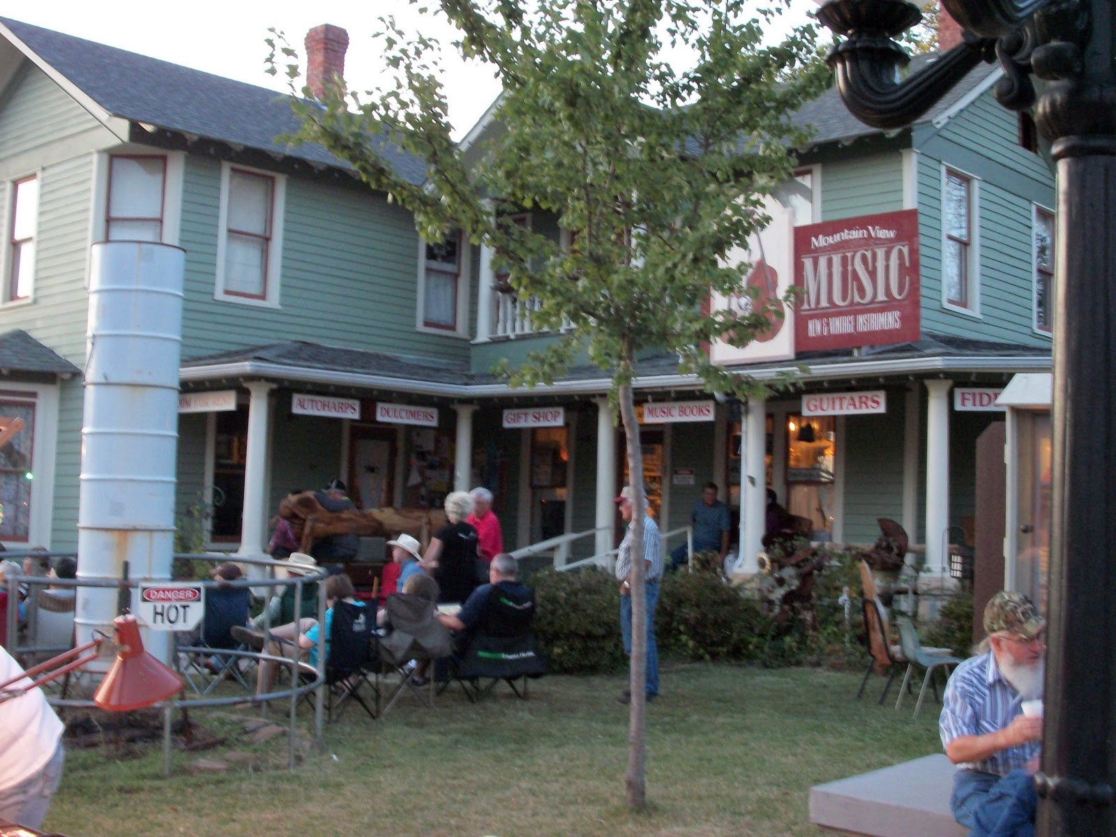 Unearthed Roots Mountain View, Arkansas