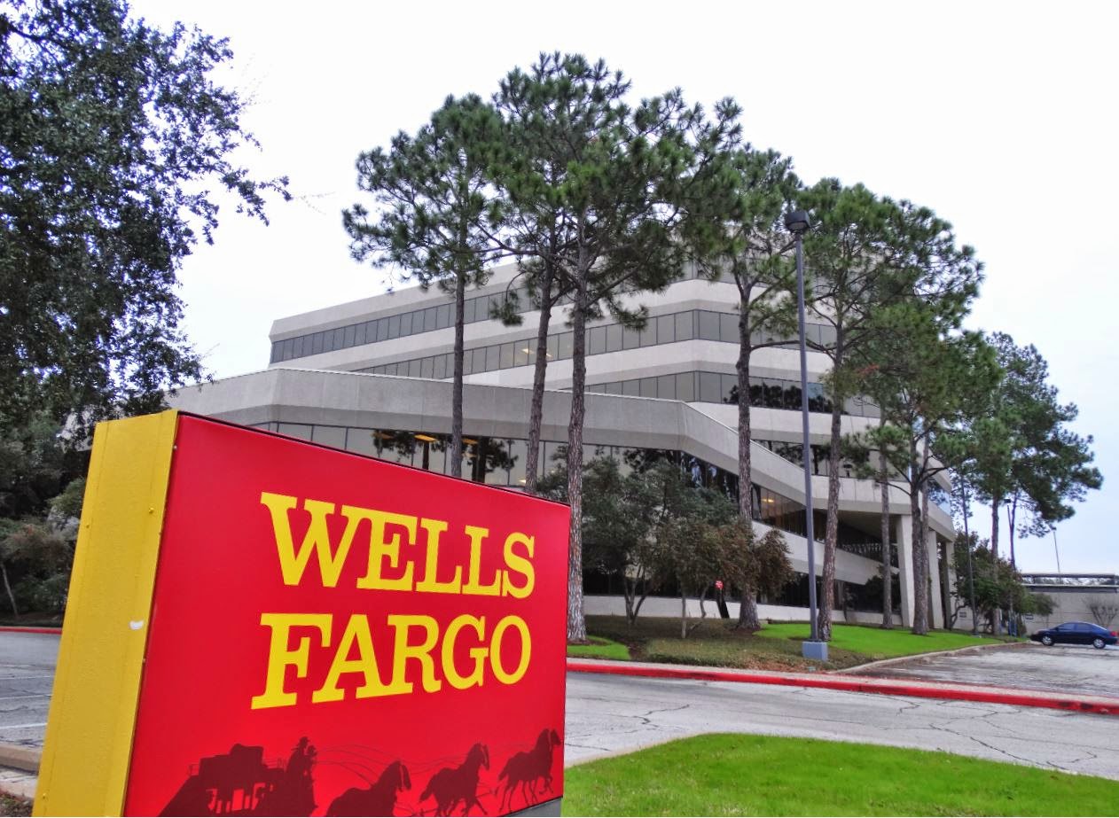 HTownWest Photo Blog Wells Fargo Bank 1160 N. Dairy Ashford