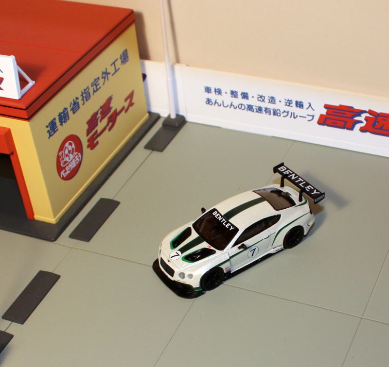 Kyosho Bentley Continental Gt3