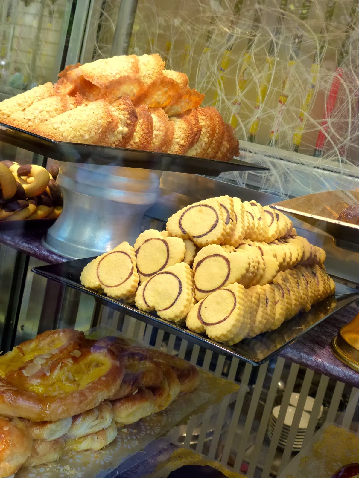 Teapots and Polka Dots: Spanish Street Food