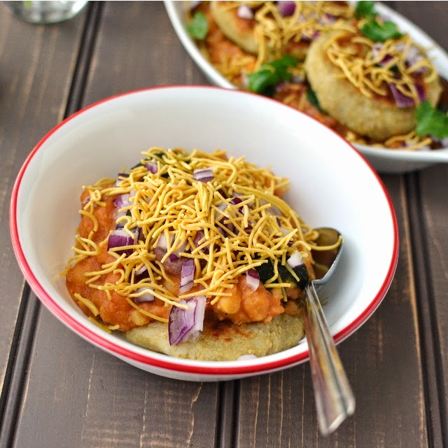 Ragda Pattice/ Patties (Chaat from Mumbai) Ragda Pattice/ Patties (Chaat from Mumbai)