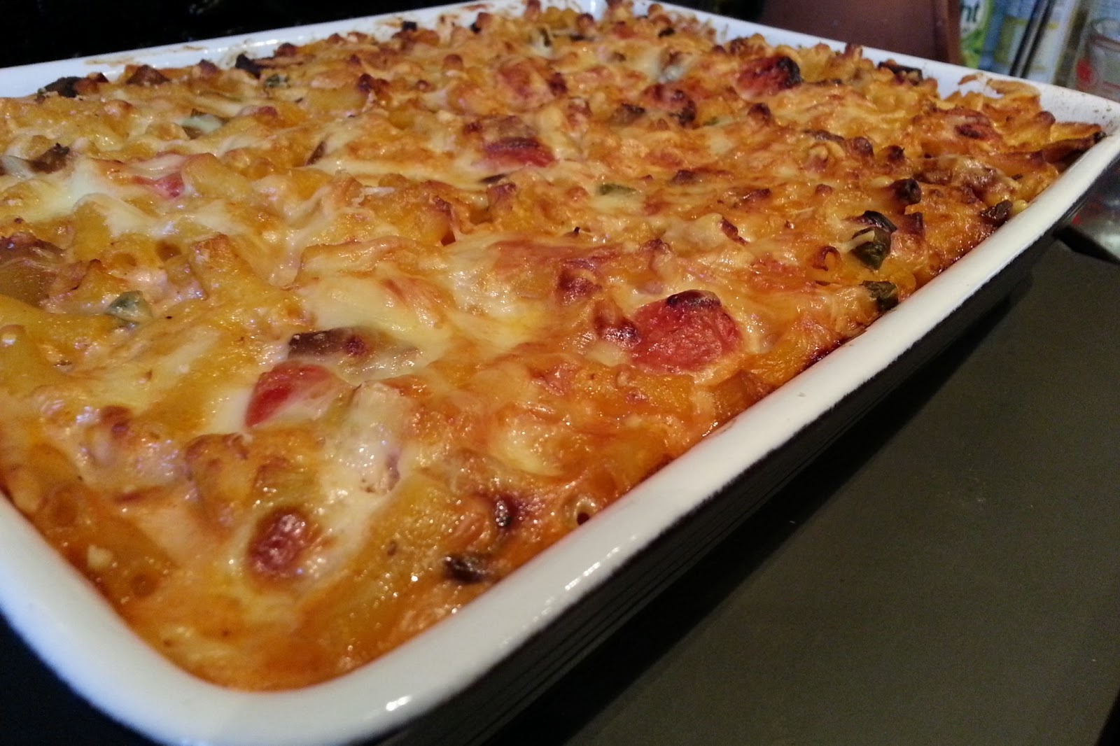Slimming World Delights Macaroni Chicken and Cheese Bake
