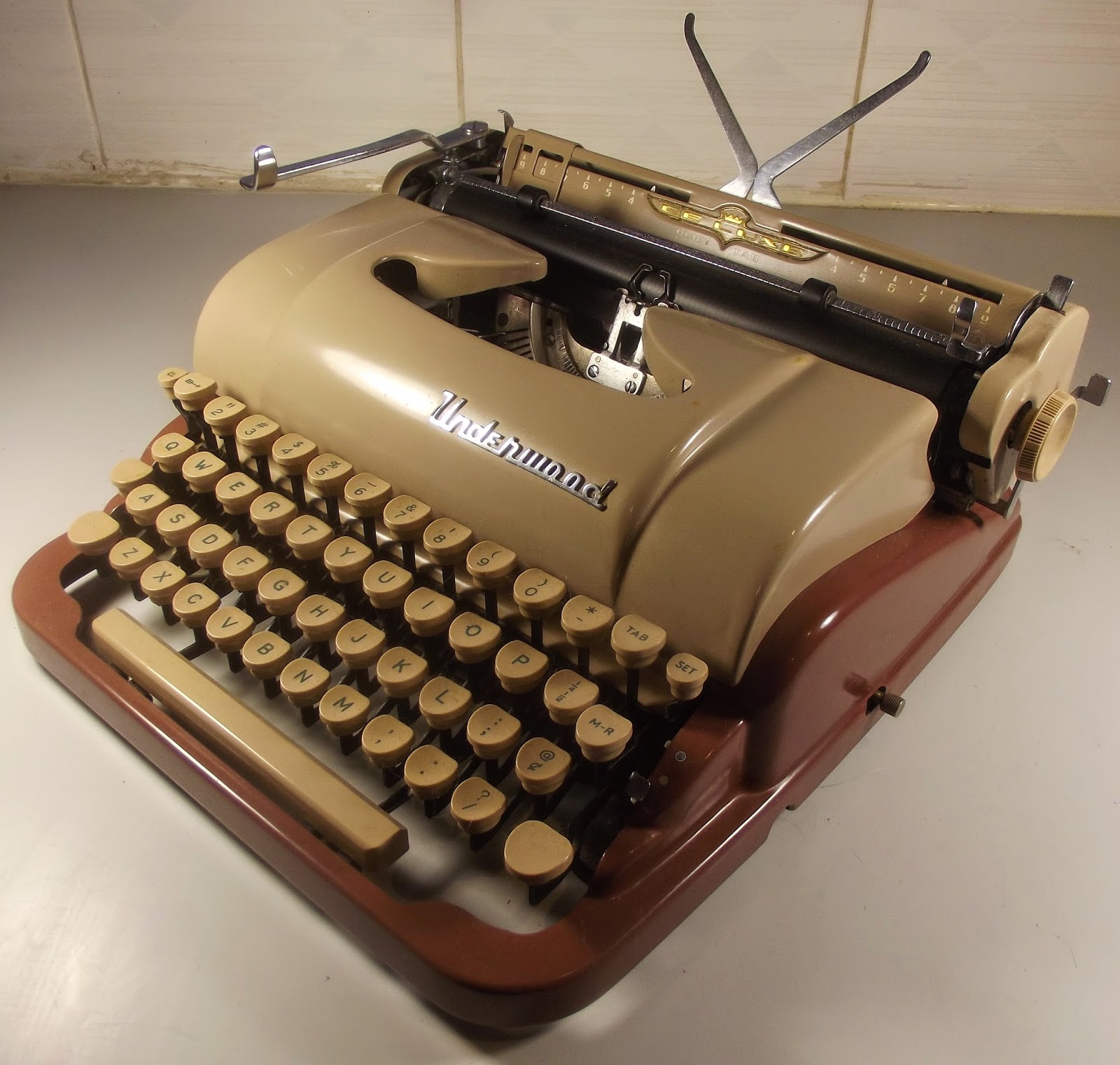 oz.Typewriter Typewriters For Sale