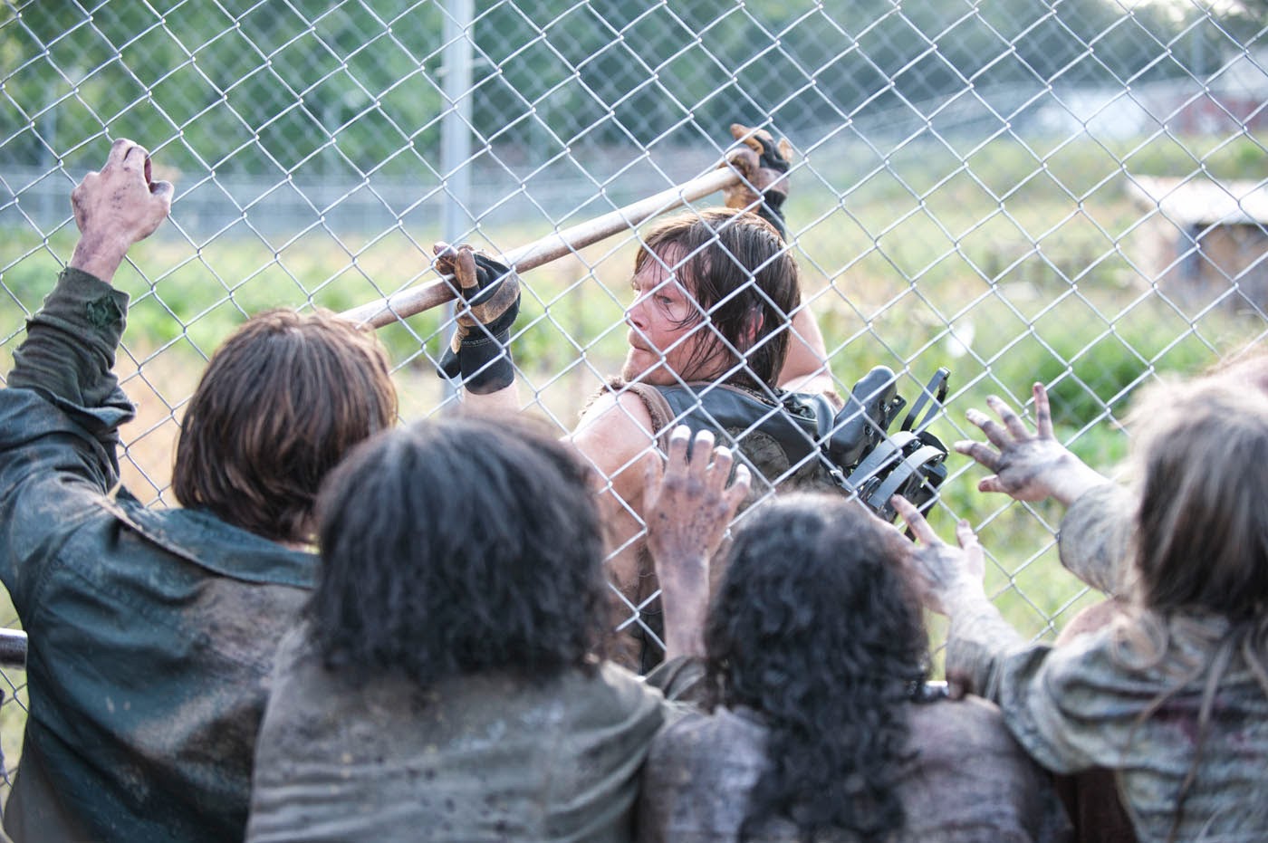 SNEAK PEEK New Images From "The Walking Dead Infected"