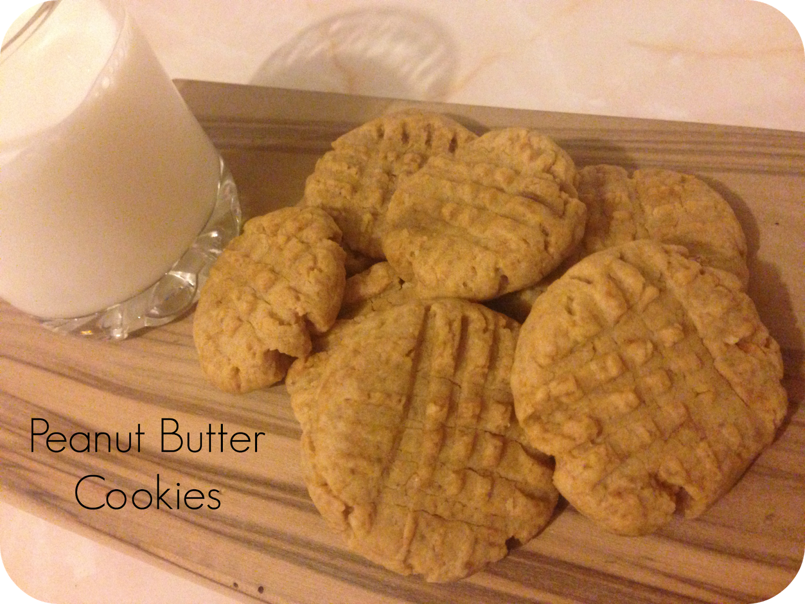 Peanut Butter Cookies... without peanuts! The Mini Mes and Me