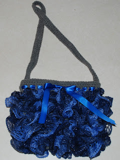 Sashay yarn purse