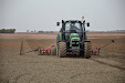 Cerea autosteer system & Solá Neumasem 799 seed drill & Deutz-Fahr Agrotron m600