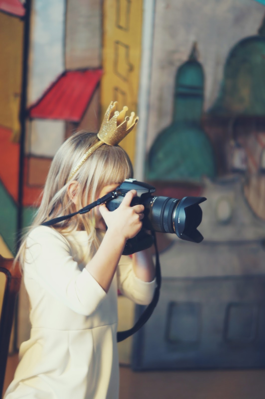Warsztaty fotografii dziecięcej DwaRazyW expozycja SigmaProCentrum Szczecin Wiwiana