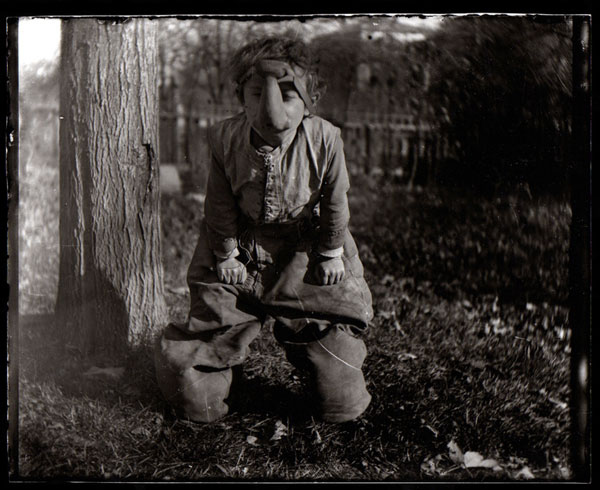 Creepy Photos From Halloween in the Past vintage everyday
