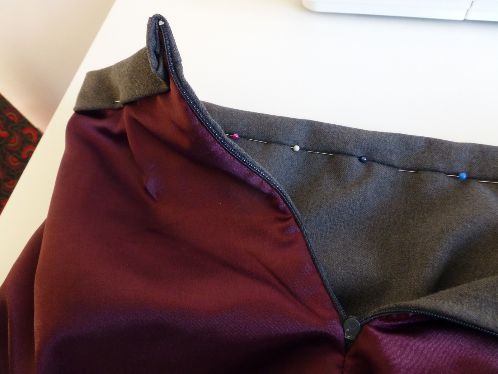 Queen of Darts Tutorial how to add lining to a skirt with waistband