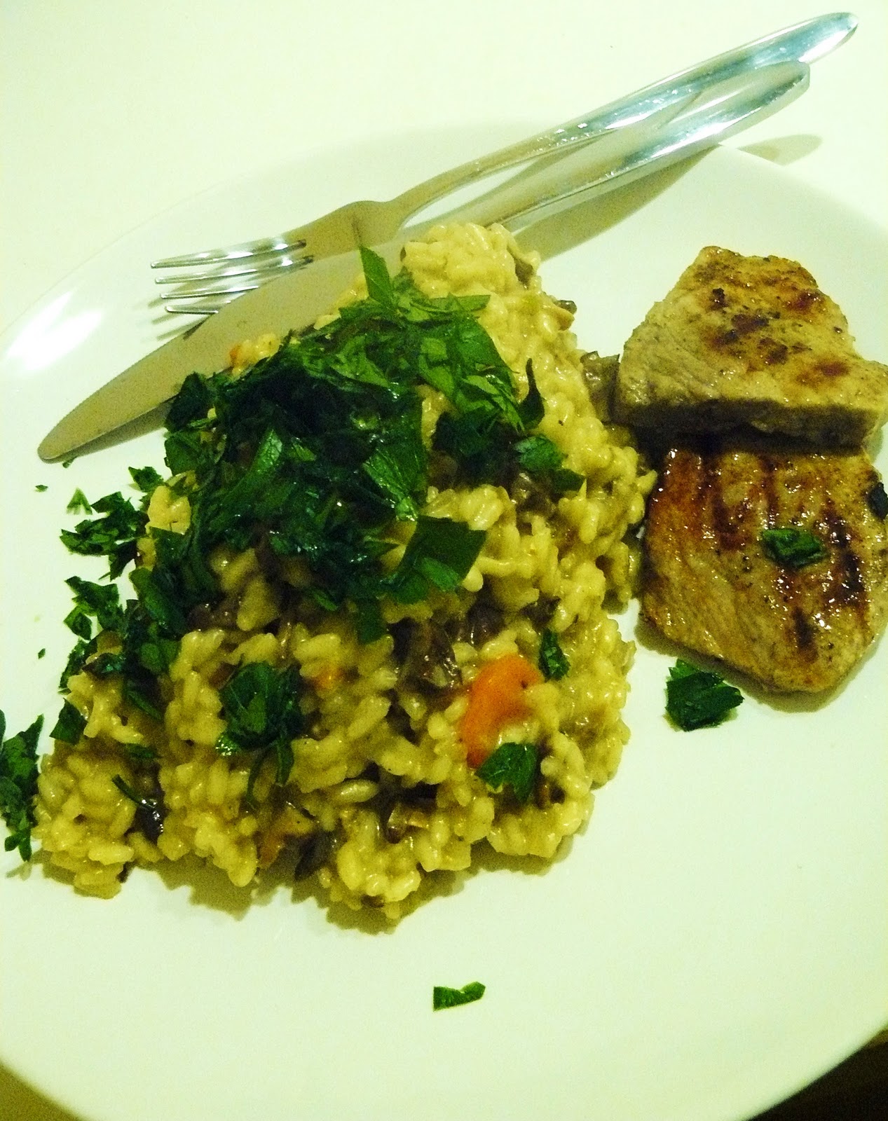 Kuchnia Słonia Grzybowe Risotto z wieprzowymi kotlecikami z grilla