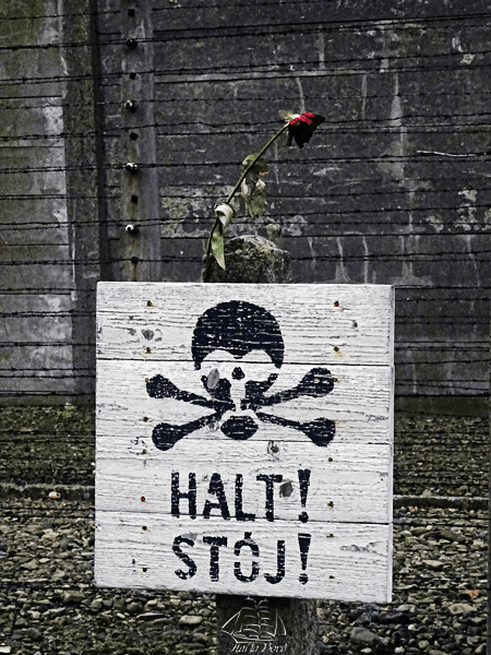 halt! auschwitz I avertisment halt! auschwitz I avertisment