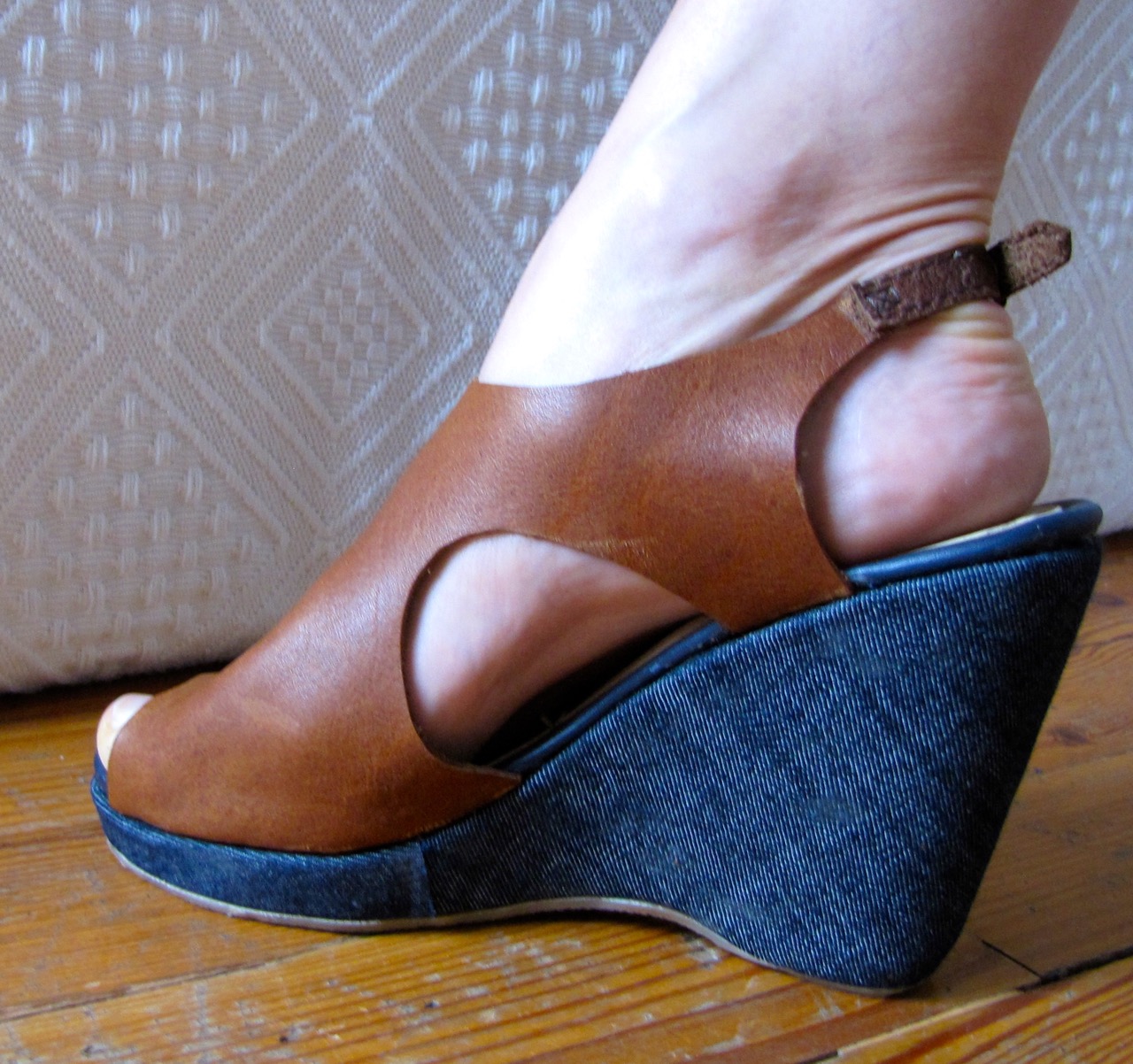 Refashion Coop Recycling Shoes!