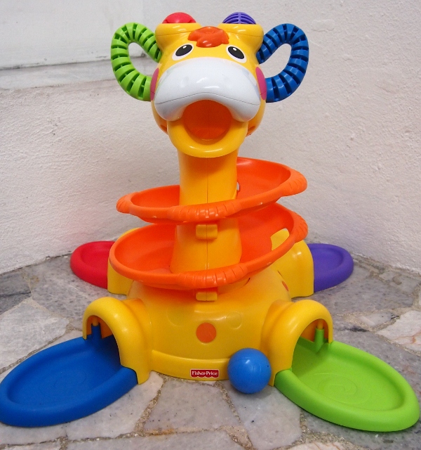 fisher price giraffe ball