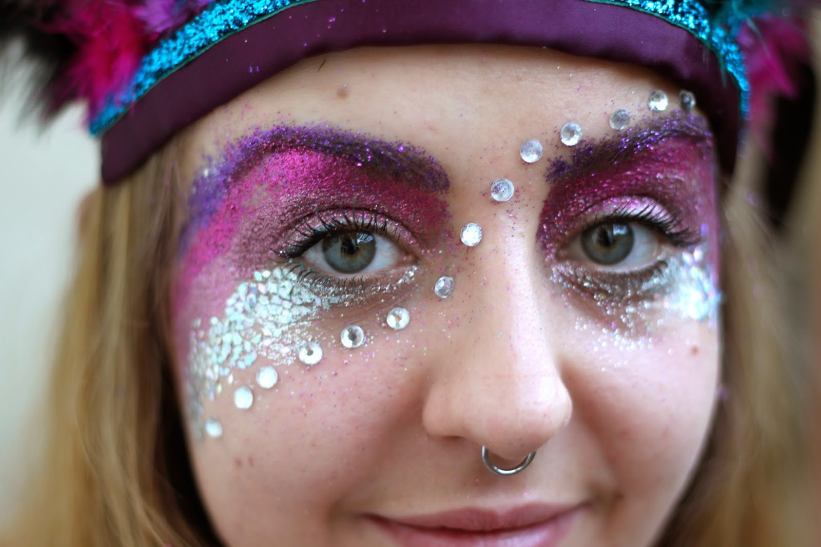 Face Jewels And Rhinestones Viewing Gallery