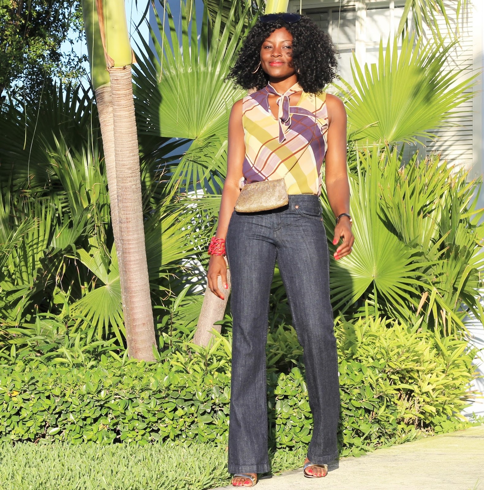 NOTHING A RED LIPSTICK AND FLARE JEANS CAN'T FIX... The Fashion Stir Fry