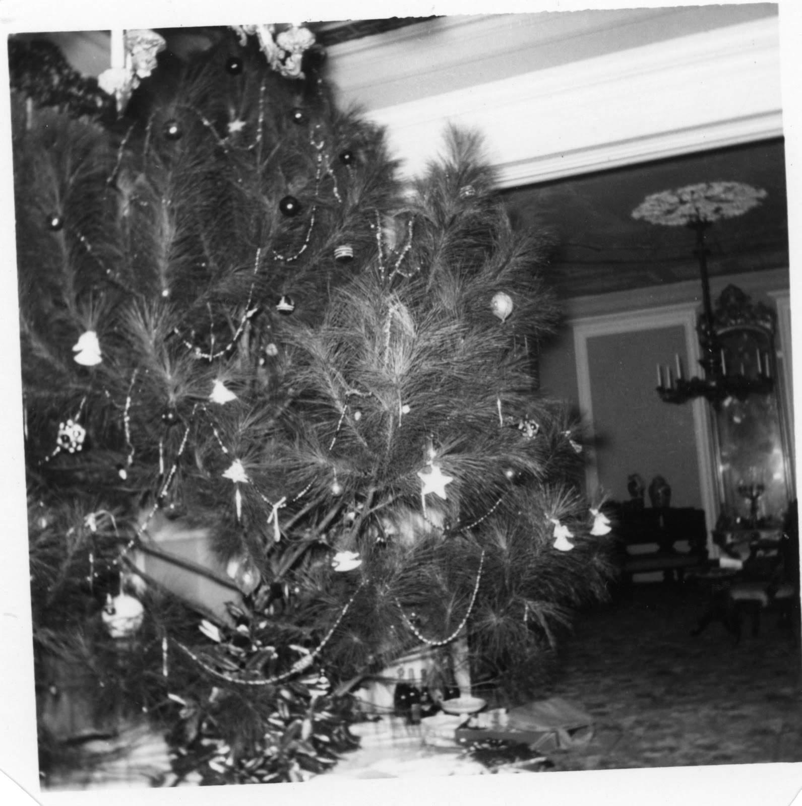Goodwood Research Christmas with Margaret, 1940s
