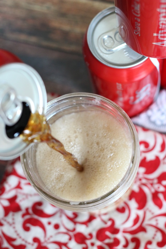 Mama Loves Food! Coke Floats!