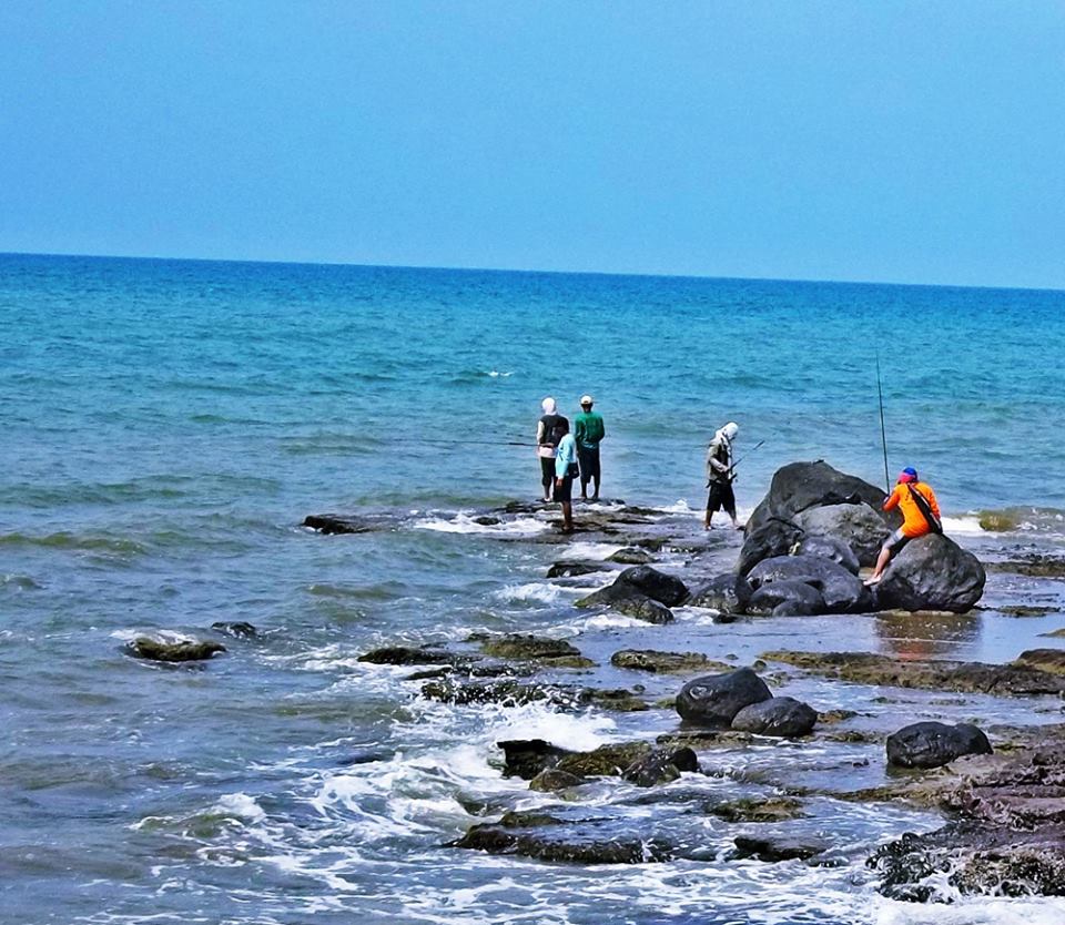 Obyek Wisata Pantai Ujung Negoro Batang Jateng Info Batang