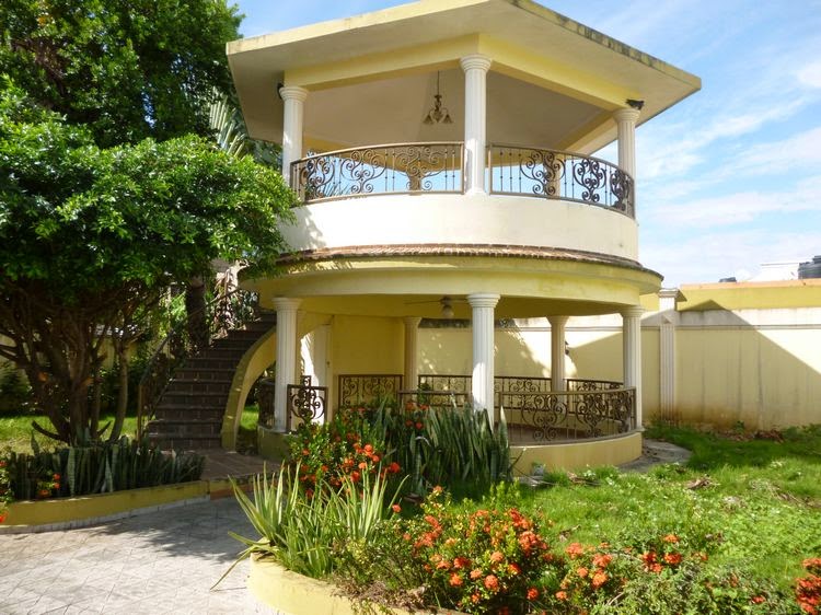 CITYMAX Santo Domingo CASA EN VENTA EN LUCERNA SANTO DOMINGO REPUBLICA