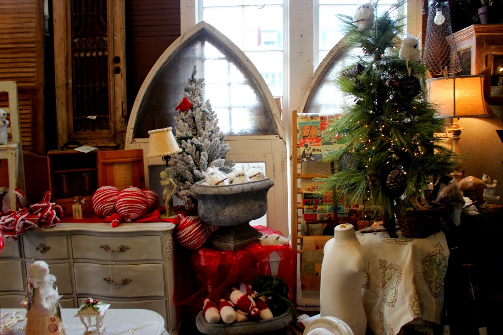 Here and There Antique Shops in Leesburg