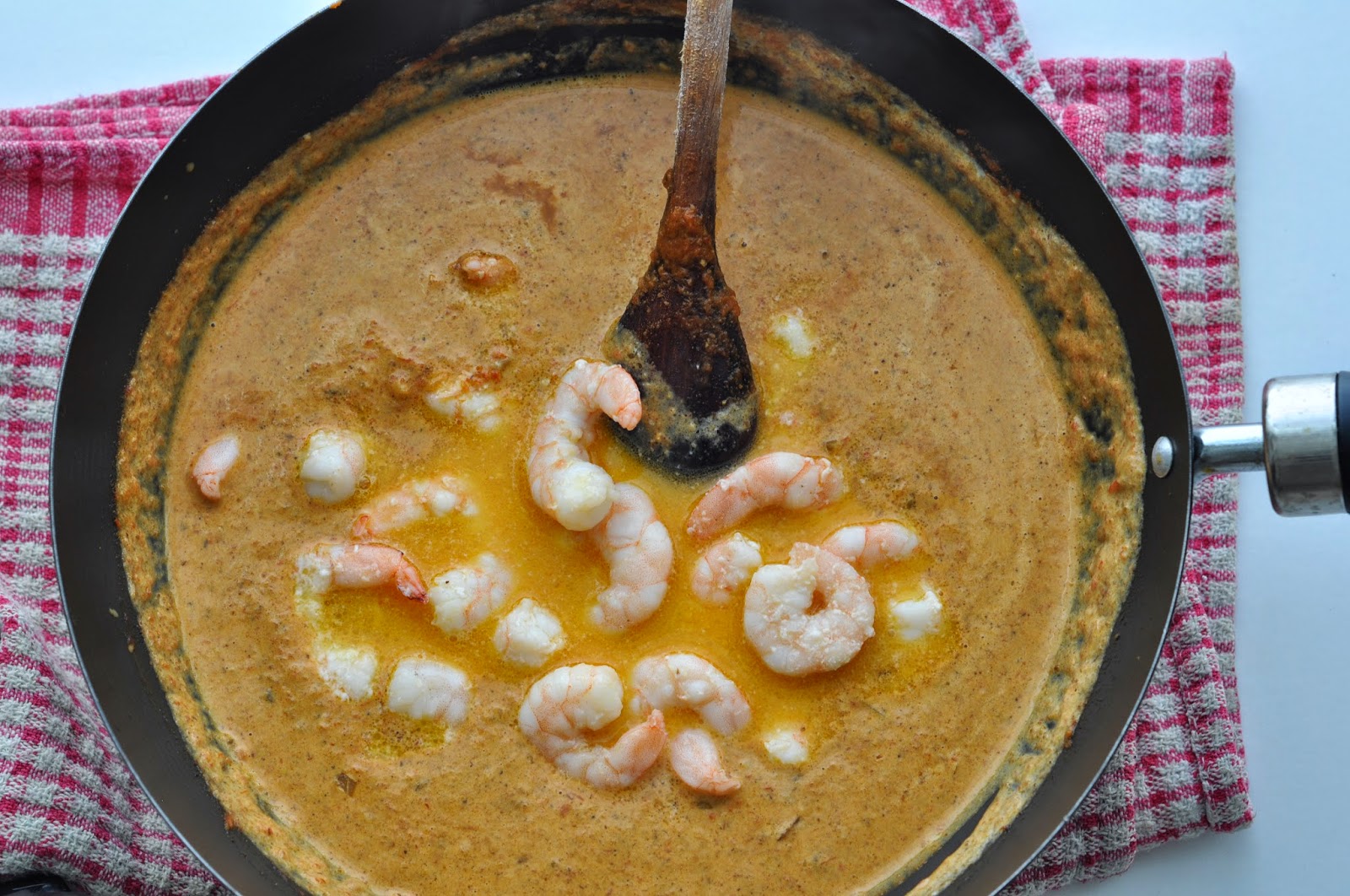 King Prawns in Spicy Red Pepper Sauce ~ Simple Food