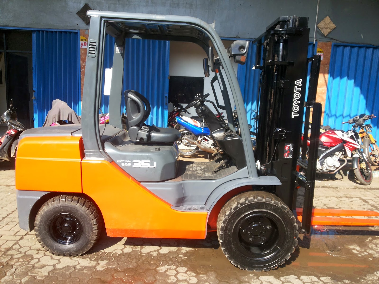 JUAL FORKLIFT TOYOTA 3,5 TON ( TERJUAL ) | JUAL FORKLIFT BEKAS DAN
