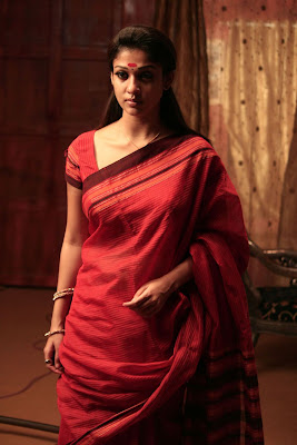 Actress Nayanthara Hot Saree Photos