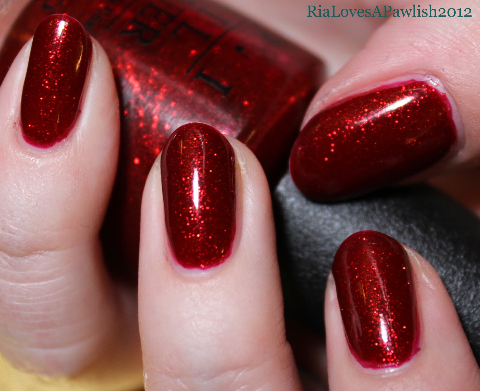Ria Loves Pawlish Opi An Affair In Red Square Vs Speak For Opi An Affair In Red Square Vs Speak For Your Elf Under White Shatter