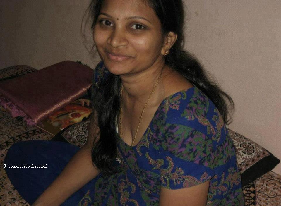 LATEST ANDHRA AUNTIES HOT COLLECTIONS