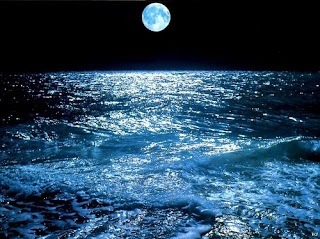 el mar y la luna