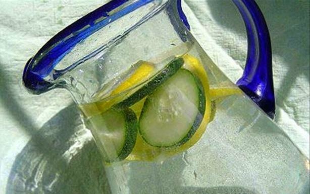 Refreshing water - lemon & cucumber