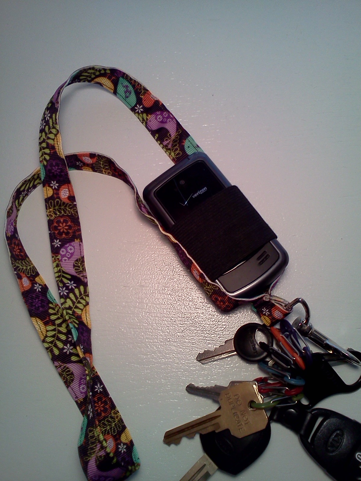Paper Poppies & Paisleys Free lanyard pattern with cell phone holder